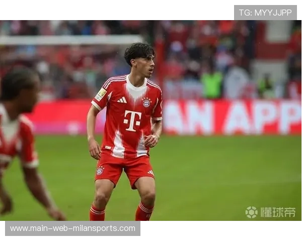 拜仁通过灵活换位制造局部优势，拜仁转出球员